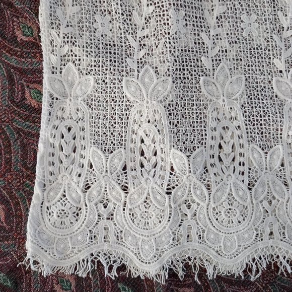 Sportsgirl Size XS White Crochet Top - Picture 2 of 5